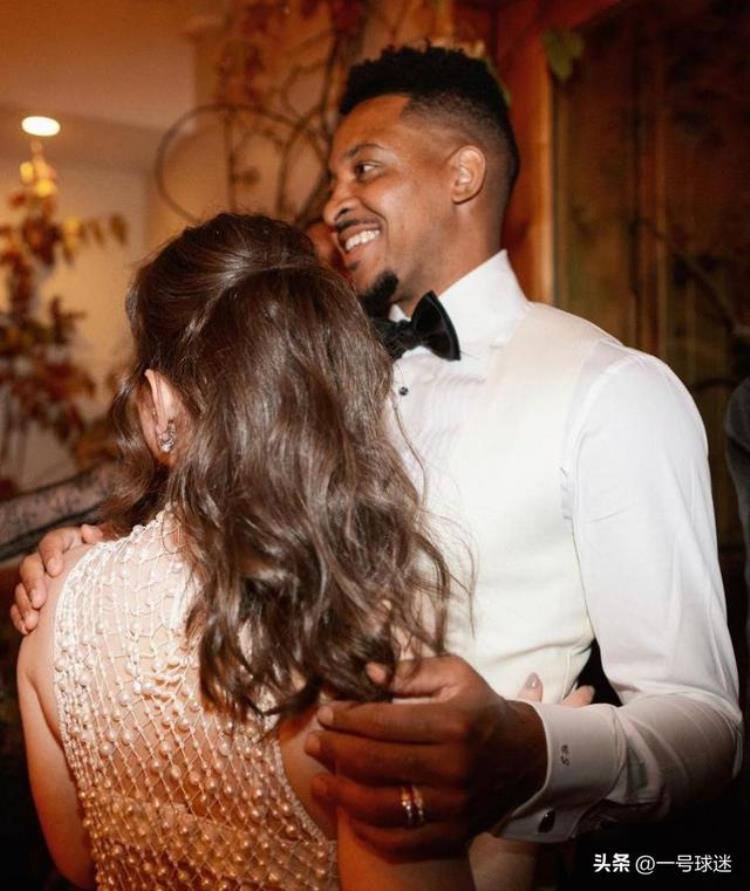 nba黑白夫妻「令人羡慕NBA顶级黑白配结婚2周年秀恩爱32岁CJ,持续逆袭」