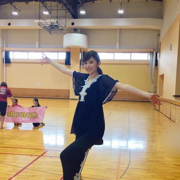 渡边雄太十佳球「懂球帝必知NBA球星最美娇妻系列一渡边雄太女朋友久慈晓子」