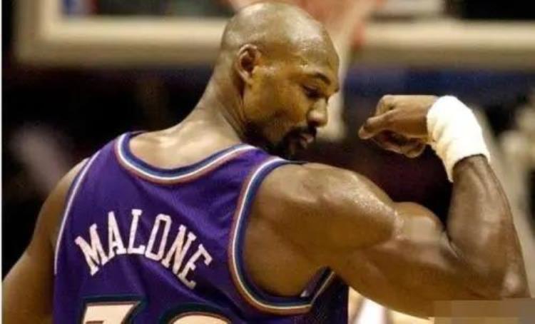 nba最强壮的球员排名「对抗能力爆表盘点NBA最强壮的十大球星詹姆斯仅排第九」