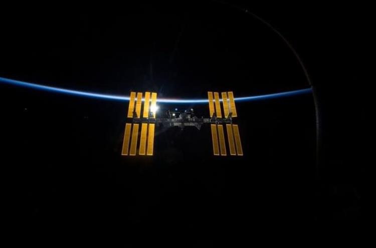 神舟15飞船成本到底多少钱外国航天员登上天宫究竟要不要付钱