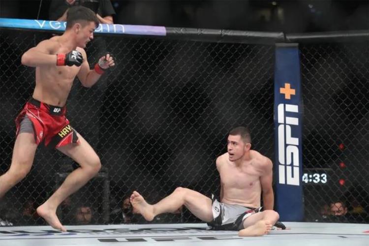 李景亮 ufc「今天UFC官宣两场重磅比赛李景亮与沙依兰出战UFC287」