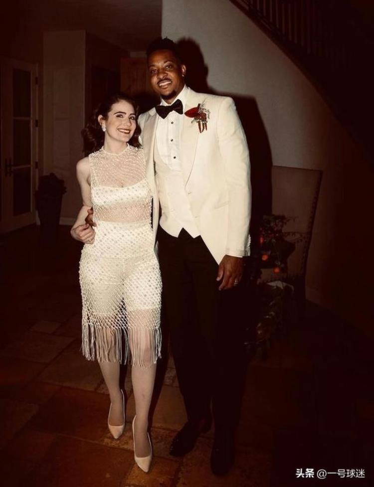 nba黑白夫妻「令人羡慕NBA顶级黑白配结婚2周年秀恩爱32岁CJ,持续逆袭」