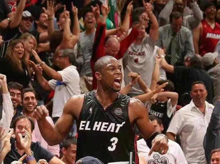艾弗森挑战乔丹「NBA五大霸气瞬间艾弗森跨越泰伦卢乔丹连中三分无奈摊手」