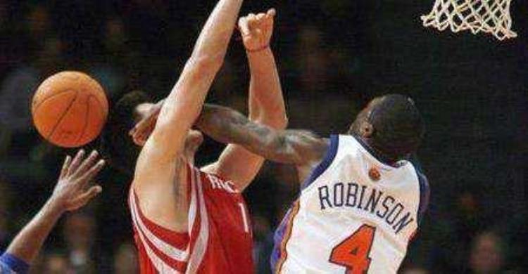 nba著名神经刀「盘点NBA历史十大神经刀一人拿球九人慌人人都是乔丹」
