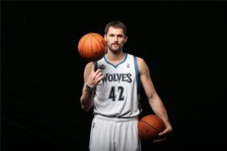 现役最高球员nba「现役各项数据最高球员湖人勇士各占据两个名额库里无缘三分」