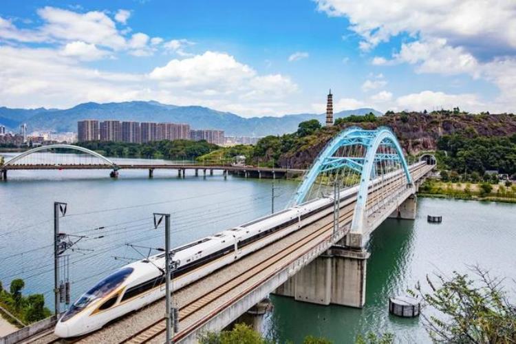 丽水到北京高铁要几个小时「高铁大提速丽水到北京只需5个多小时到杭州最短时间再刷新」