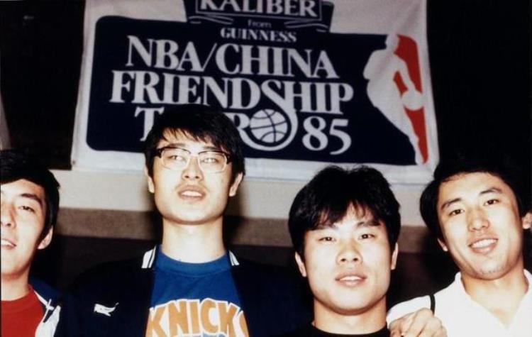 中国球员里有哪些被NBA选中或者收到合同但是没去NBA的呢