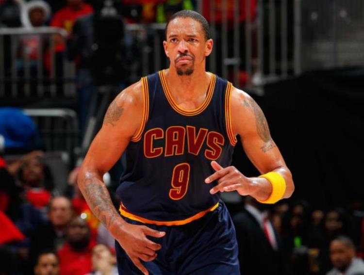 nba拼图球员「冠军的拼图盘点NBA十大纯投手球星出现空位就能把球投进」