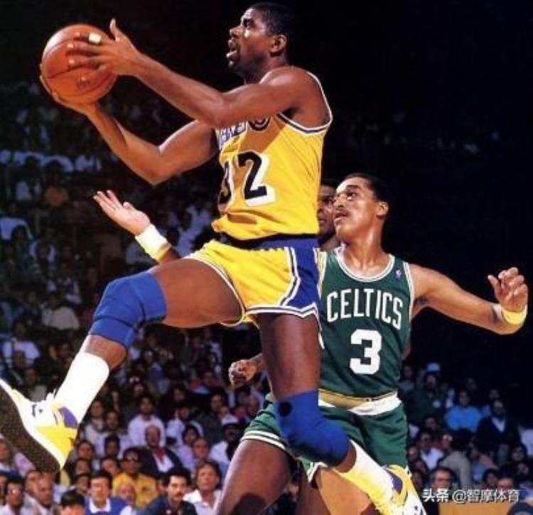 nba战靴排名「历史上最经典的六双NBA球星战靴AJ11AJ1空军一号分列前三」