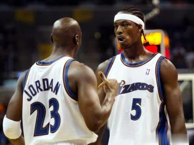 nba现役技术最好的十位球员「有天赋没技术盘点NBA技术粗糙的十大球星现役多名球星上榜」