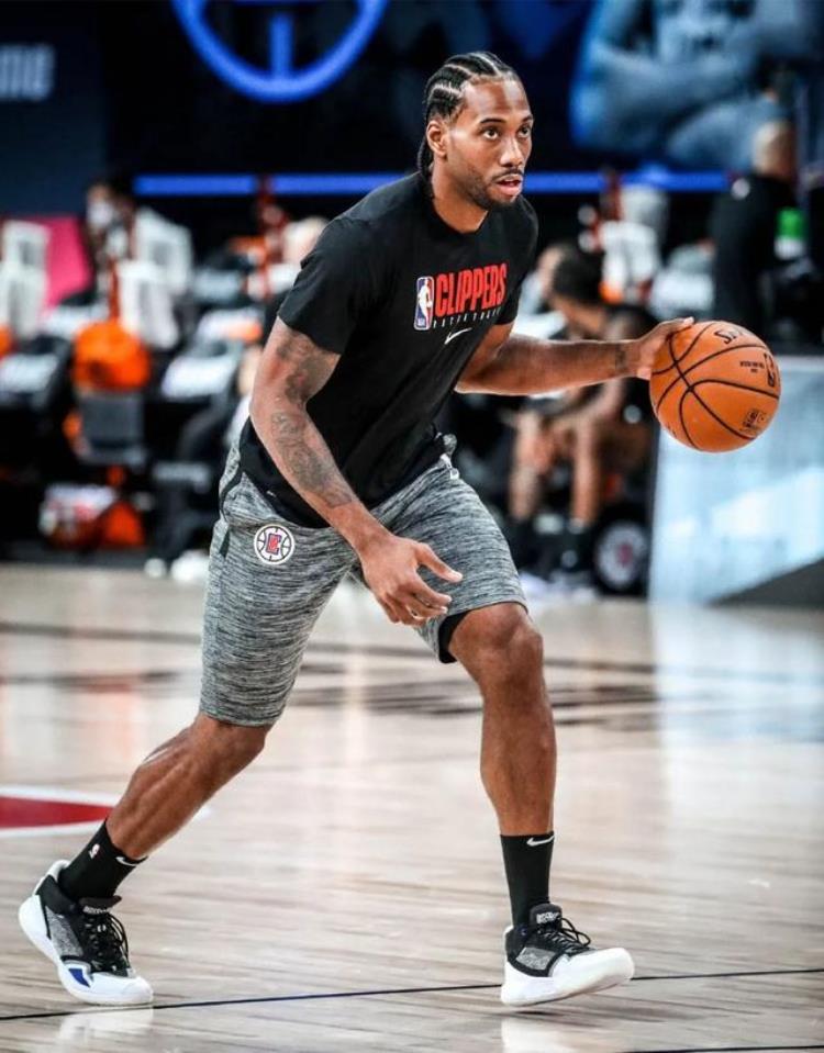 nba球员穿过的球鞋「除了耐克NBA球员还穿过哪些球鞋中国李宁安踏均上榜」