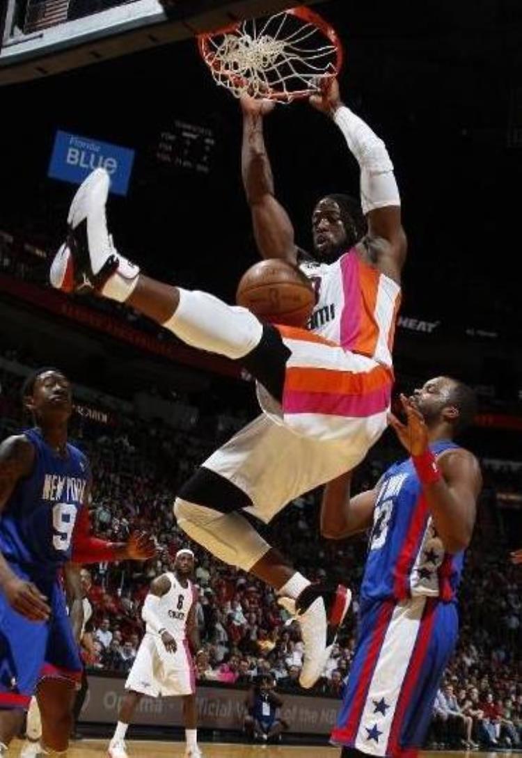 扣篮为什么要挂筐「为什么NBA球星扣篮后喜欢挂筐原来这里面学问这么大」