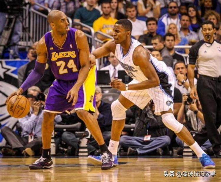 湖人开启新赛季第一笔引援试训征战NBA10年的老将哈克莱斯