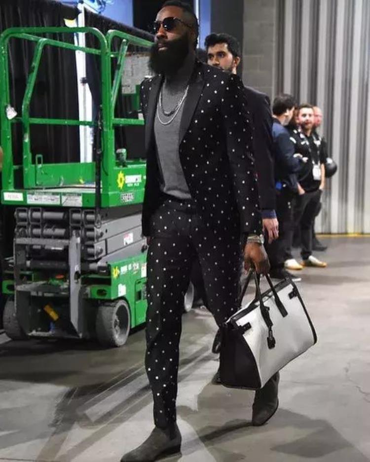 nba中最会穿衣的球星有你的爱豆吗「NBA中最会穿衣的球星有你的爱豆吗」