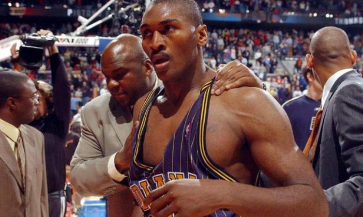 喜欢nba的女明星「中国美女爱上NBA球员去美国同居不久就分手直言至今还有阴影」