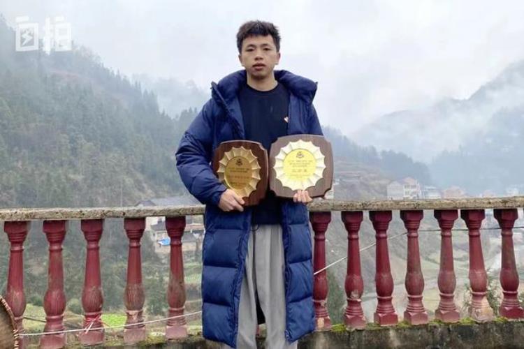我边摆摊边练球身高1米68职业梦碎却被马布里邀请一起训练