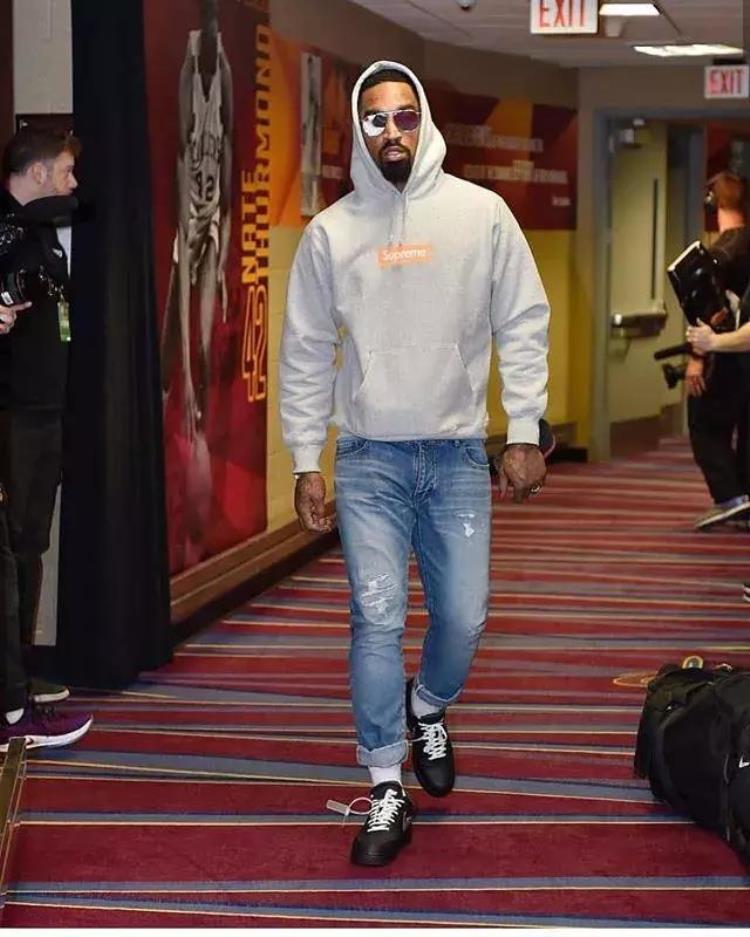 nba中最会穿衣的球星有你的爱豆吗「NBA中最会穿衣的球星有你的爱豆吗」