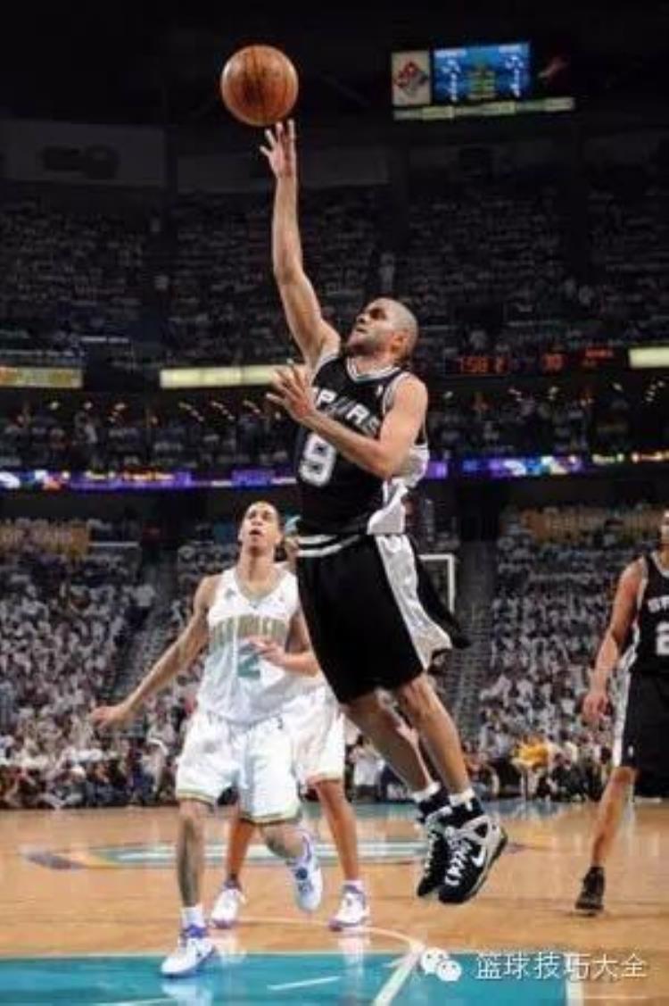 篮球抛投的基本训练方法「篮球教学NBA最主流得分手段抛投的练习技巧」