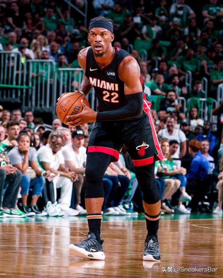 每日nba球星上脚球鞋5月22日「每日NBA球星上脚球鞋5月22日」
