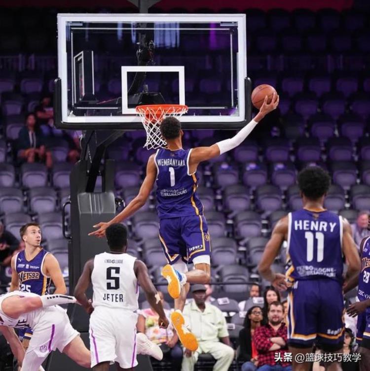 文班亚马「NBA准状元文班亚马又长高了穿鞋后身高2米26大姚版杜兰特」