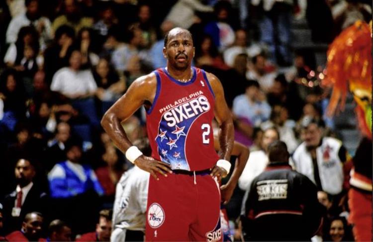nba前场篮板最多的球员「实力大于名气前场篮板能力最强的内线生涯四处漂泊的先知」