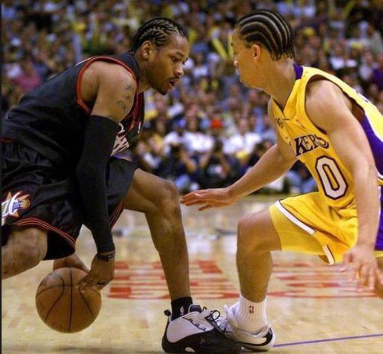 nba明星球员绝招「武林看家秘籍盘点NBA十大球星的个人绝技篮球场上的无解」