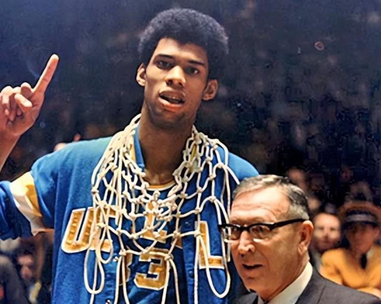 nba出道即巅峰的球员「NBA哪些球员出道就满级进入NBA前这些人技能就已经点满了」