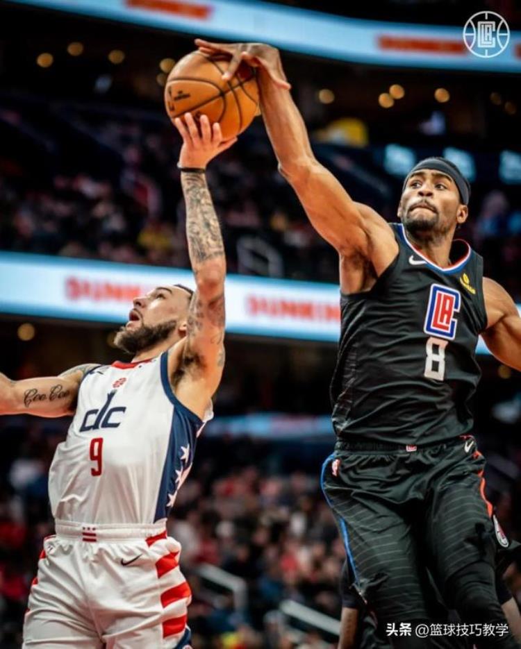 湖人开启新赛季第一笔引援试训征战NBA10年的老将哈克莱斯