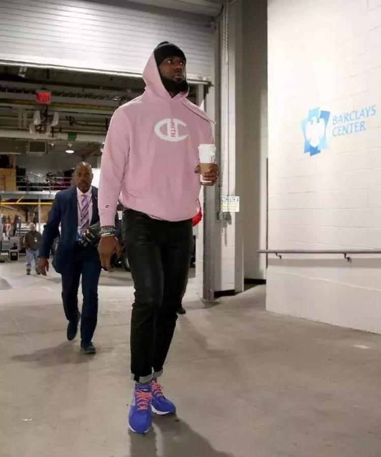 nba中最会穿衣的球星有你的爱豆吗「NBA中最会穿衣的球星有你的爱豆吗」