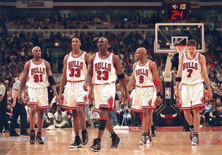 nba持球大核心球员「NBA大持球者进化史从大O巴里乔丹到勒布朗哈登」