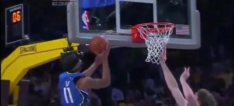 科比绝杀成功率「NBA5大遗憾的绝杀失败科比绝杀不中卧底拉文失望扔毛巾」