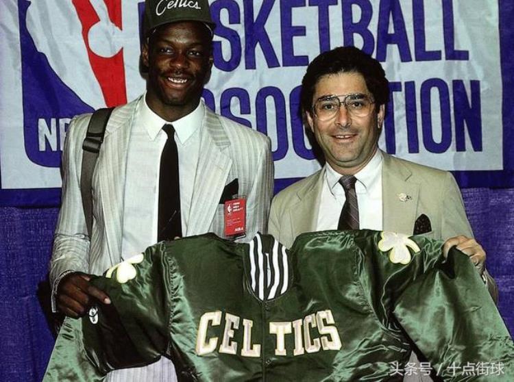 nba那些陨落的球员「NBA六大堕落球星有人差点死在床上有人开车看片被火车撞死」