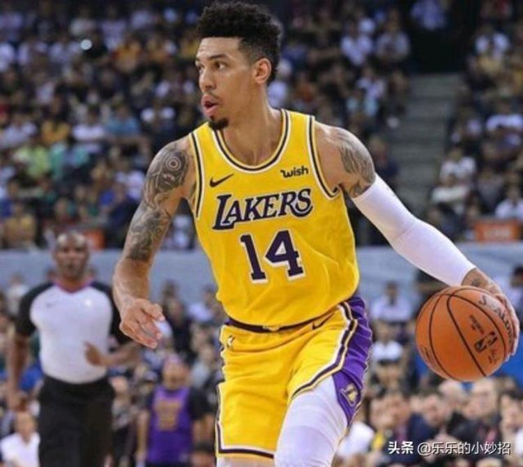 NBA你关注的球星都老了八五年以前仅剩五人一岁一个代表