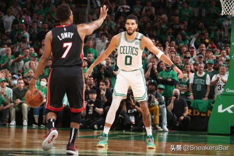 每日nba球星上脚球鞋5月22日「每日NBA球星上脚球鞋5月22日」