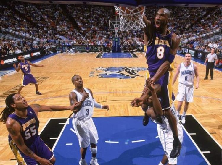 nba隔扣锦集「振奋人心盘点NBA十大隔人扣篮小个子也能飞越顶级中锋」