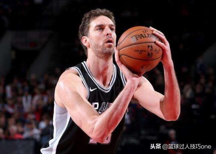 nba最强白人球员排名「NBA历史8大最强白人马努上榜库里却无名伯德实力排第一」