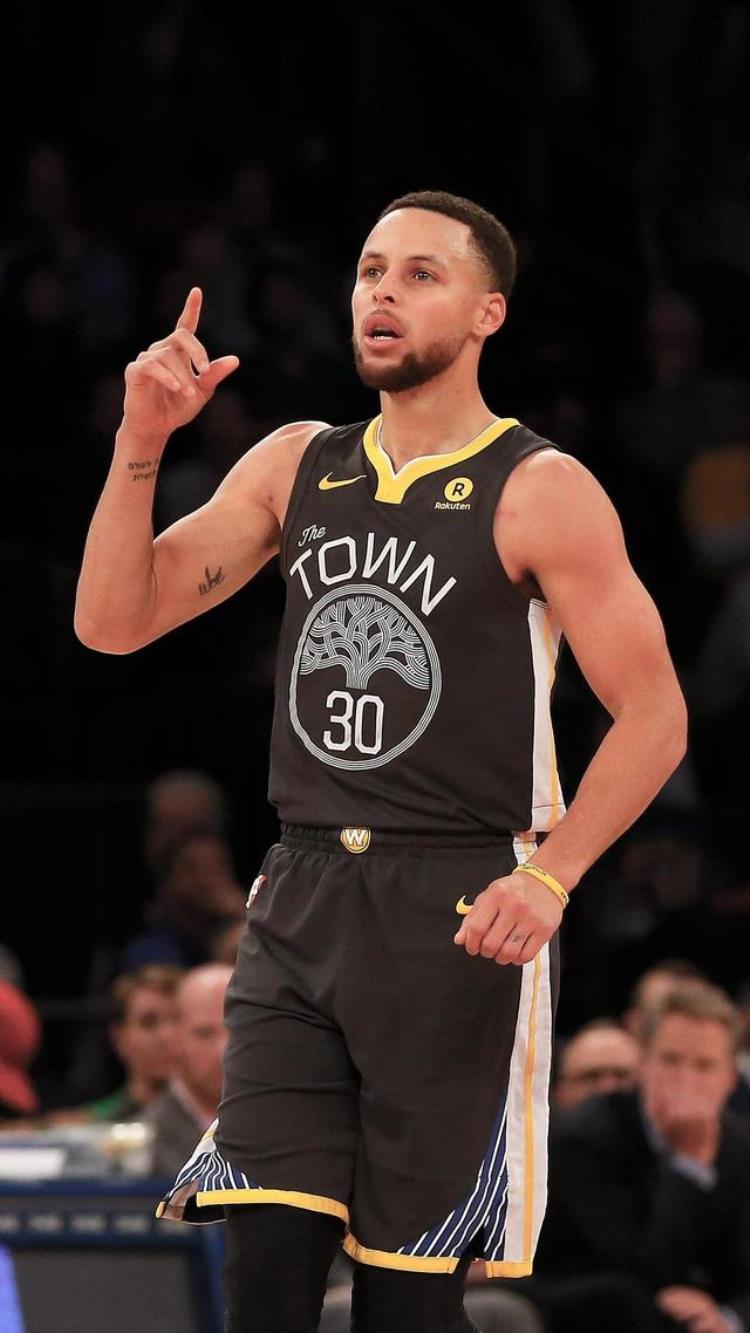 nba现任最强控卫「NBA现役最强控卫盘点莫兰特库里谁是你心中最强指挥官」