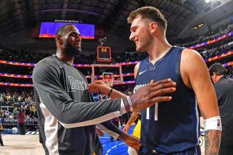 外籍球员「现役10位最好的外籍球星约基奇领衔4人已经成为联盟顶级球星」
