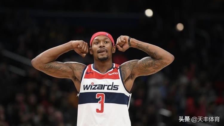 2020年nba自由球员签约「2022年自由球员市场开启第1日交易签约汇总」