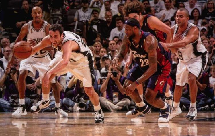 nba总决赛表现最好的球员「NBA八位现役球星里总决赛最糟糕的一场比赛看一看谁的状态最差」
