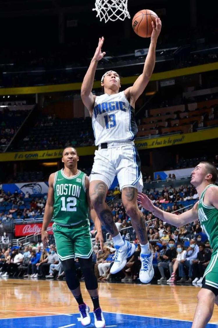 nba球星上脚的国产球鞋「新赛季NBA球员上脚最多的国产球鞋居然是这几双」