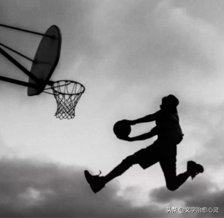 篮球男孩专用头像「男孩子都想要的篮球头像来了」