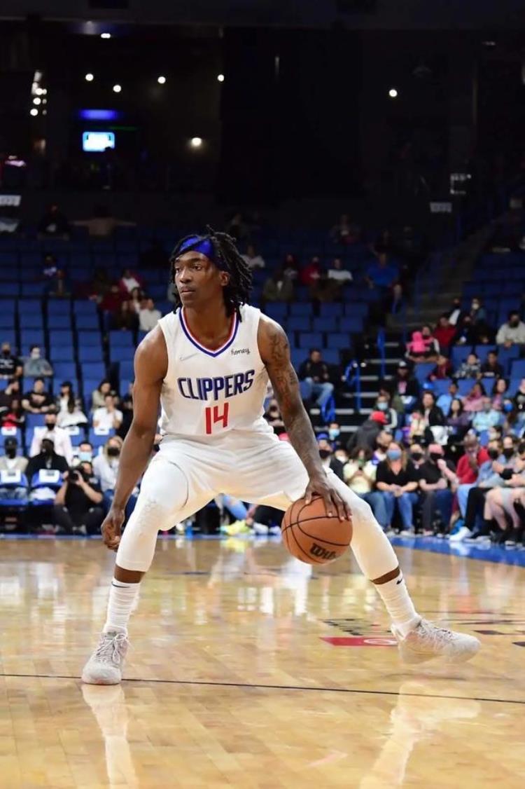 nba球星上脚的国产球鞋「新赛季NBA球员上脚最多的国产球鞋居然是这几双」