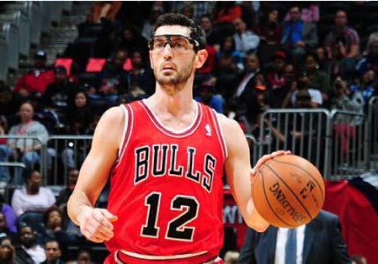 这真不是为了装X细说NBA赛场上那些关于眼镜的故事