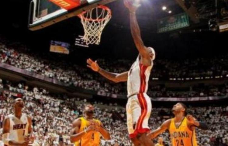 nba所有左手球员「NBA拥有黄金左手的6大右手将伯德左手无解詹姆斯是个特例」