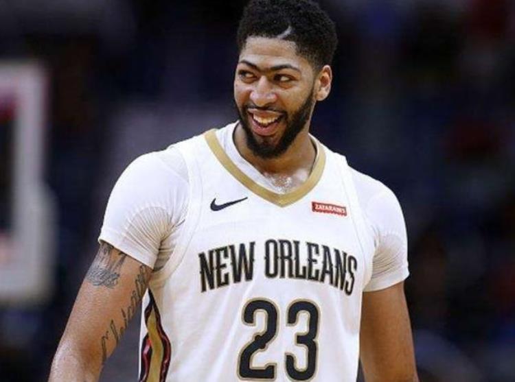 nba球员搞笑表情「7图看遍NBA球员魔性微笑詹皇库里上榜一人让你忘记烦恼」