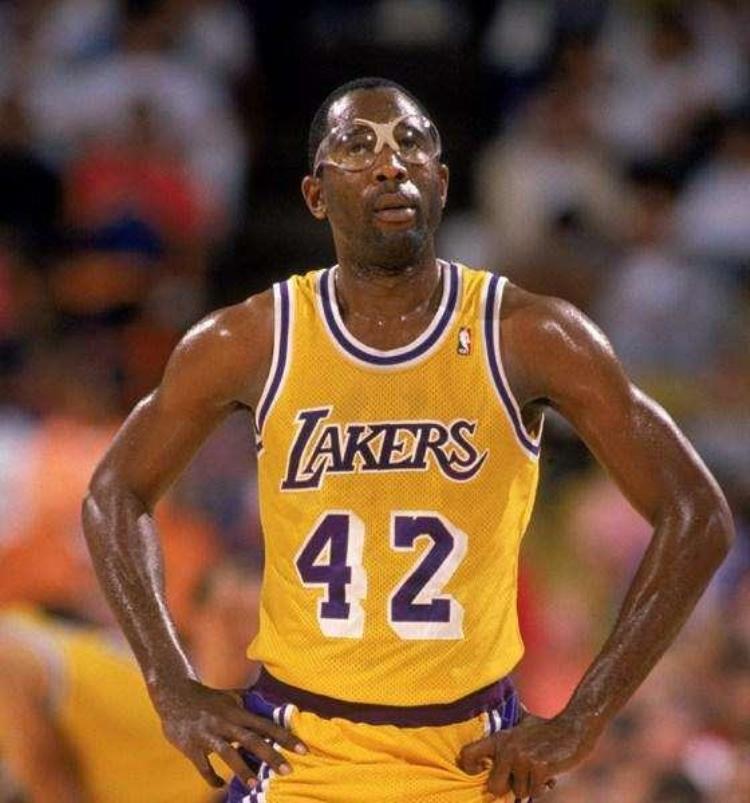 这真不是为了装X细说NBA赛场上那些关于眼镜的故事