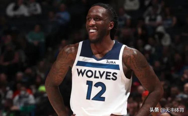 2020年nba自由球员签约「2022年自由球员市场开启第1日交易签约汇总」