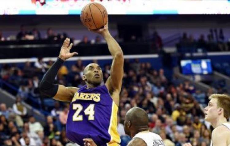 nba所有左手球员「NBA拥有黄金左手的6大右手将伯德左手无解詹姆斯是个特例」