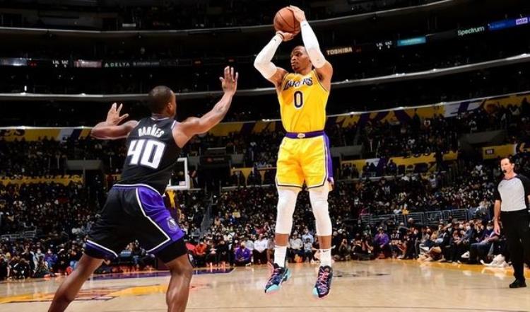 nba现役跳投排行「失去状态盘点NBA上赛季最低效的五大跳投手威少仅排第三名」